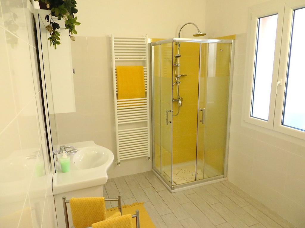 Africa Apartment Stresa Exterior photo